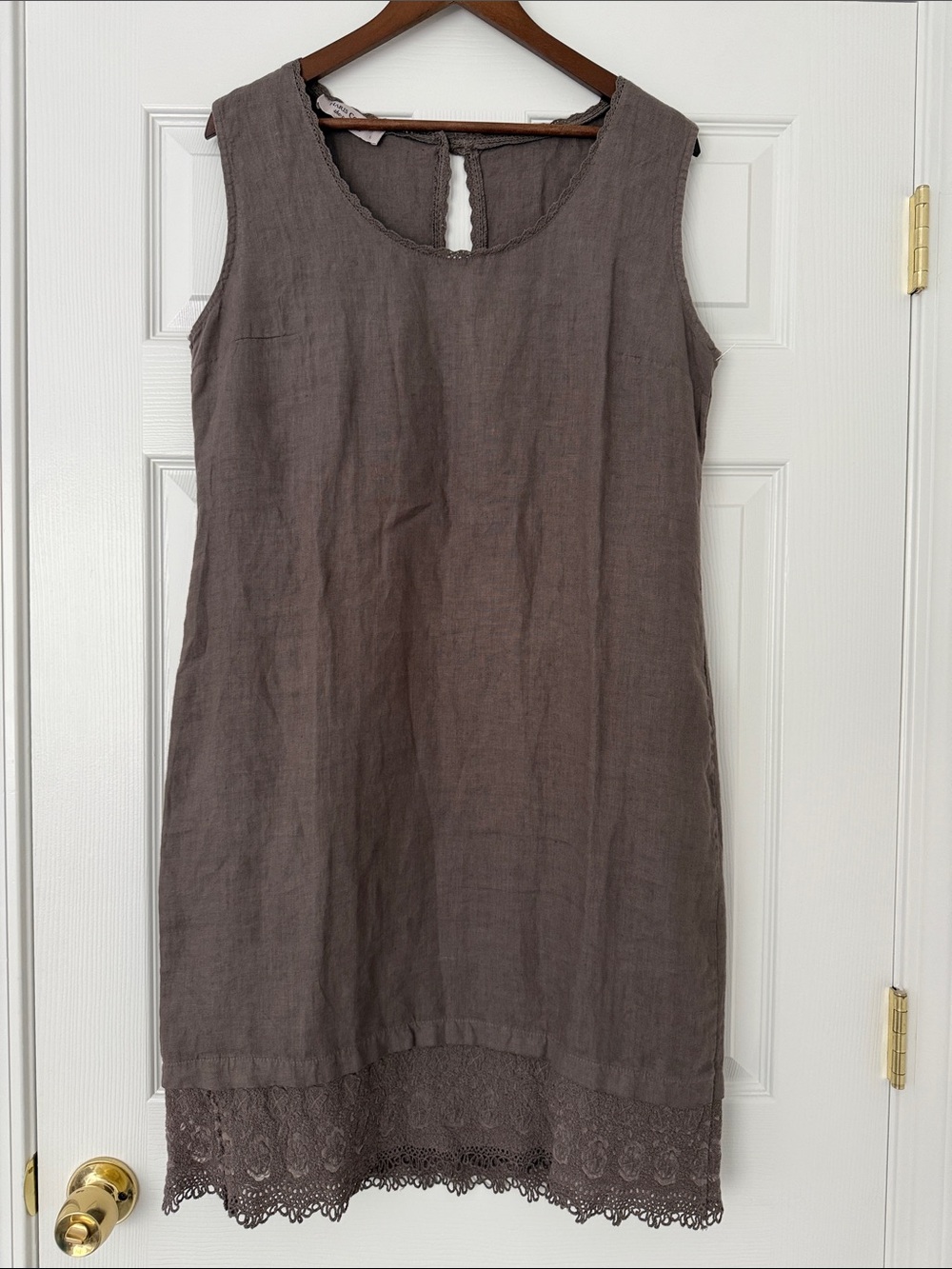 Harris Cotton Sleeveless Linen Lace Hem Shift Dress — Taupe Sz large